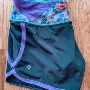 Lululemon shorts 8